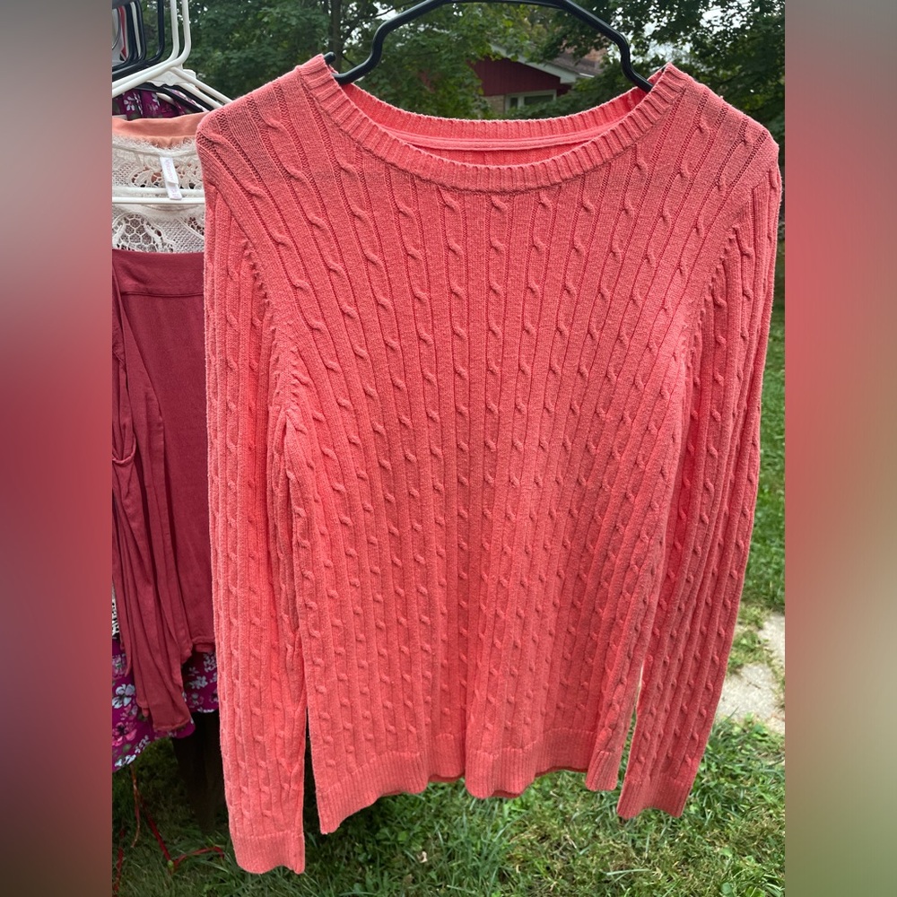 Croft & Barrow Cable knit sweater size small